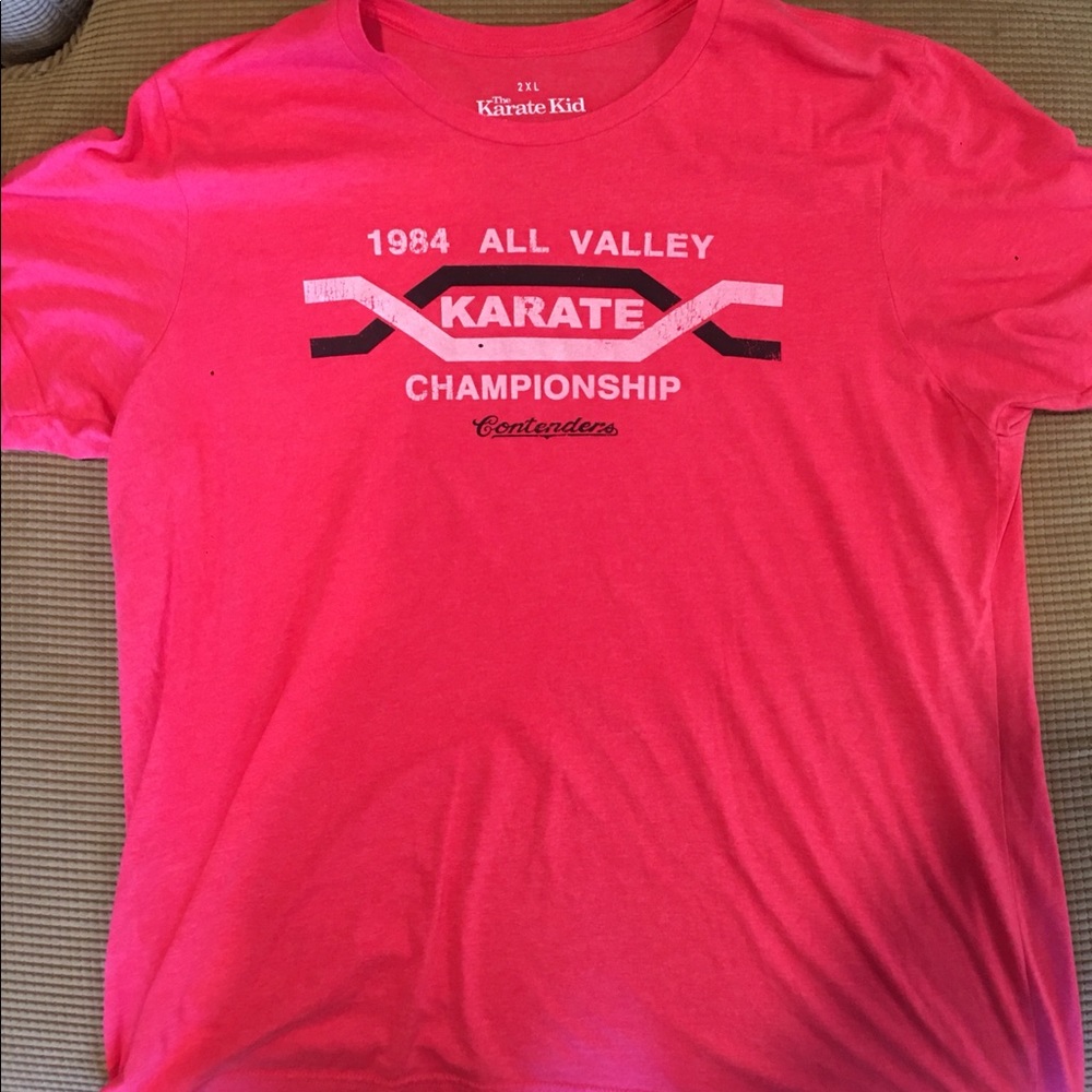 All valley carafe championship T-shirt by contenders size 2XL